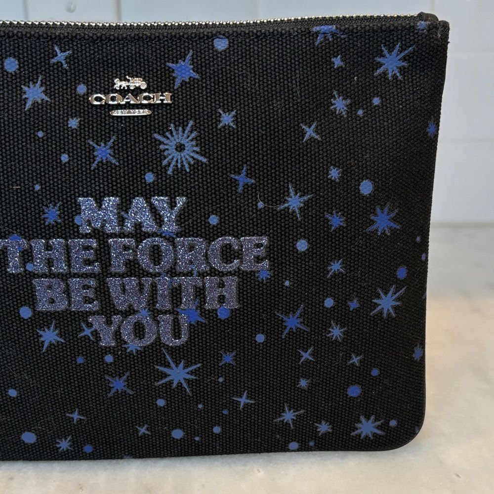 Coach x Star Wars Wristlet Wallet Purse Limited Edition Gallery Pouch - HTF - Picture 4 of 17